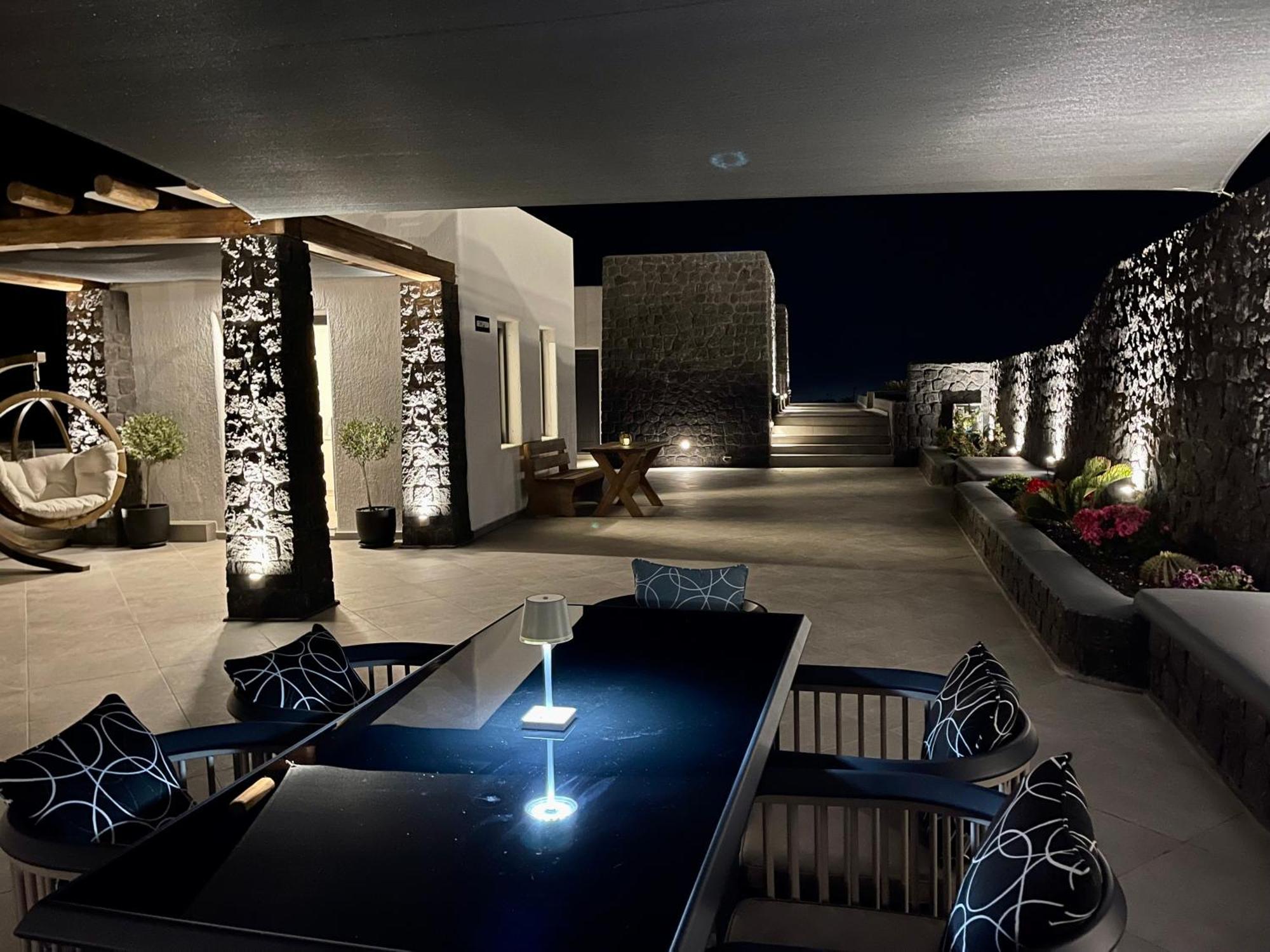 Brilliance Suites (Adults Only) Imerovigli  Esterno foto